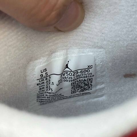 Jordan Air Jordan 4 Retro FV5029-600 University Red White US 9 5 UK 8 5 EUR 43 Basketball Shoe - Men s BS-87279