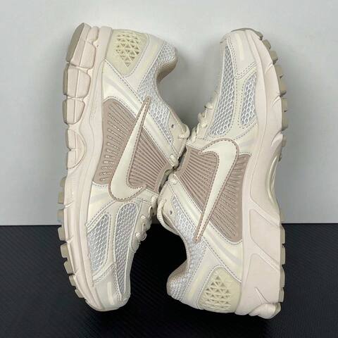 Nike Zoom Vomero 5 Cream White With Beige And Silver Accents Running (BS-87000)