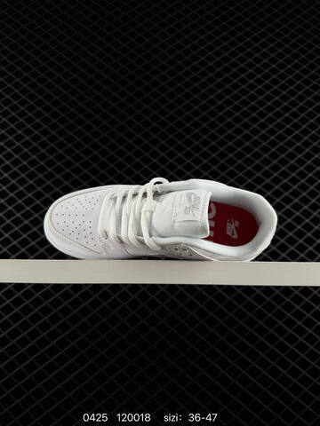 Nike SB Dunk Low Pro White With Metallic Silver Accents 94 Heel Embroidery Supreme Midsole Marking EU 36-47 Skate - Unisex (BS-71876)
