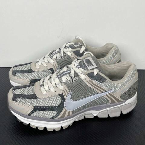 Nike Zoom Vomero 5 Silver Grey Black White Running (BS-87003)