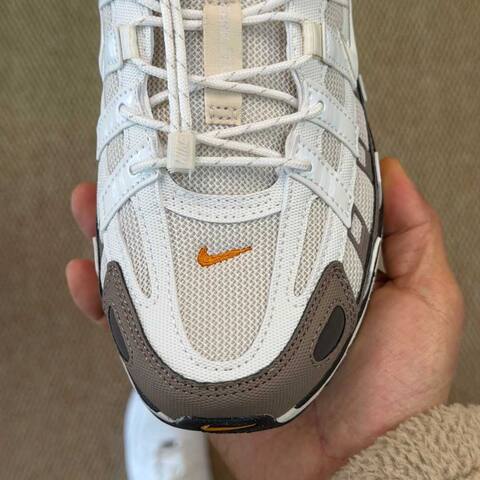 Nike P-6000 White Brown Black EU 40 Running - Men's (BS-87031)