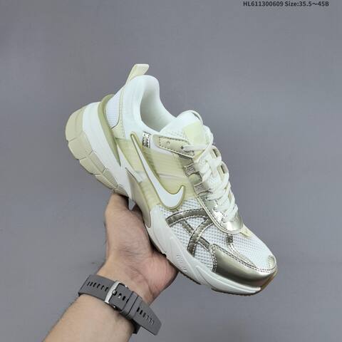 Nike V2K Run White Light Gold Beige EU 35 5-45 Running Shoe - Unisex BS-59934