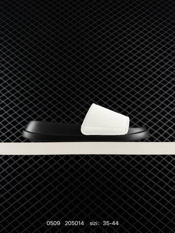 MLB NY 5 CM 3 ALPMM4 White Black 35-44 Slides Casual Sneakers - Unisex
