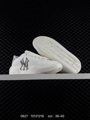 MLB Chunky Classic NY Off White Black EU 36-45 Skate Shoe Skate Sneakers - Unisex