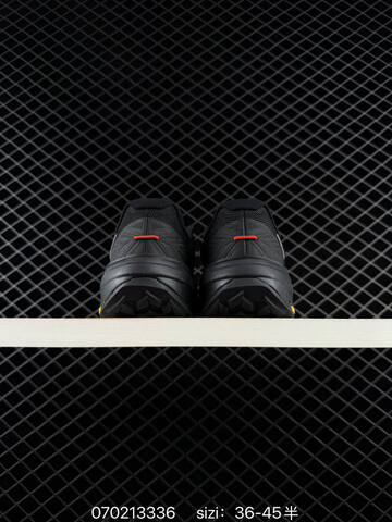 On Cloudtilt Triple Black EU 36-45 Running Shoe Running Sneakers - Unisex (BS-85084)