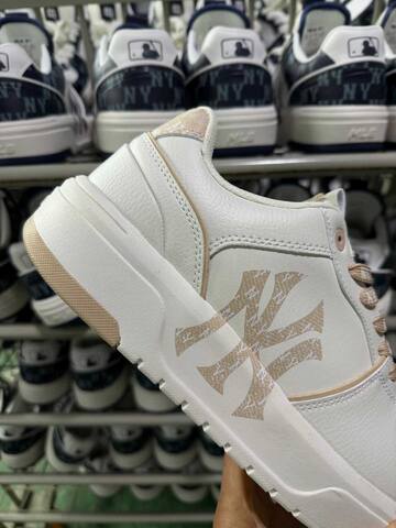MLB Chunky Liner 3 ASXM046 Off White Beige Gold Skate Shoe Skate Sneakers (BS-86884)