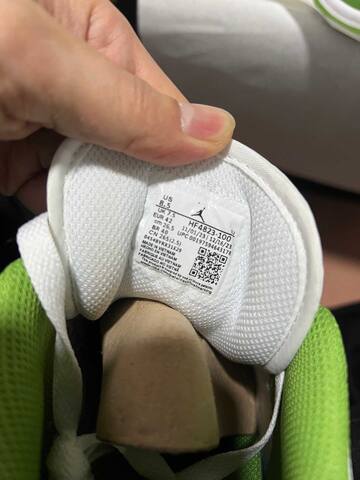 Jordan Air Jordan 1 Low SE HF4823-100 White Green Yellow US 8 5 UK 7 5 EUR 42 Sneaker - Men s BS-87182