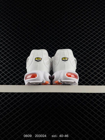 Nike Air Max Plus White Orange Red EU 40-46 Running - Men's (BS-70877)