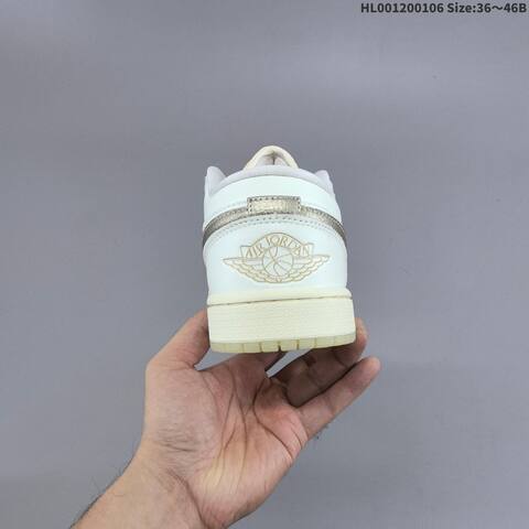 Jordan Air Jordan 1 Low White Cream Metallic Team Gold 36 46B Casual - Women's (BS-67082)