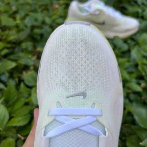 Nike Structure 26 HJ1101-103 Summit White Chrome US W 8 5 US M 7 EU 40 Running - Men's (BS-87059)