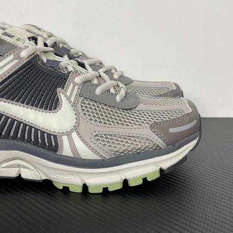 Nike Zoom Vomero 5 Grey Black White With Mint Green Accents Running (BS-86997)