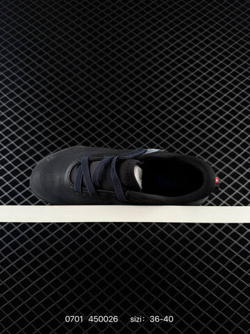 On CLOUDNOVA 450026 All Black EU 36-40 Running Shoe Running Sneakers - Unisex (BS-85091)
