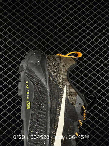 Nike React Wildhorse 10 Black White With Gold Accents EU 36-45 Trail - Unisex (BS-72896)