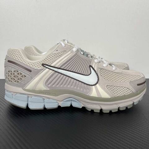 Nike Zoom Vomero 5 FZ3653-104 Light Orewood Brown Summit White Olive Light Blue Running (BS-87002)