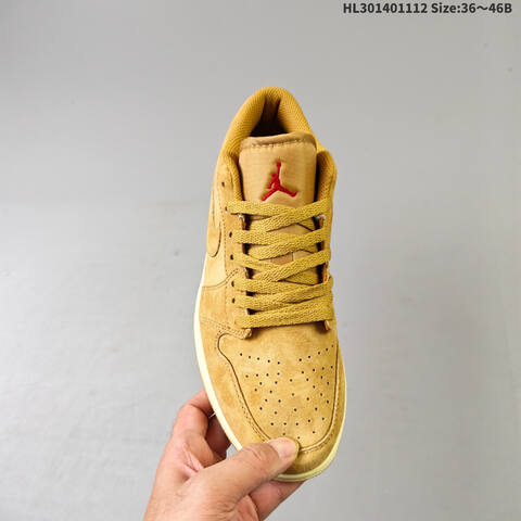 Jordan Air Jordan 1 Low OG Tan Wheat With Red Accents EU 36-46 Lifestyle - Unisex (BS-63843)