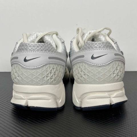 Nike Zoom Vomero 5 FD0884-025 Silver White Running (BS-86994)