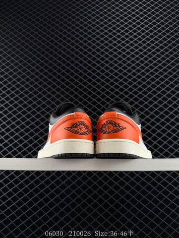 Jordan Air Jordan 1 Low Shattered Backboard Black Orange White Sail EU 36-46 Sneaker - Unisex BS-81124