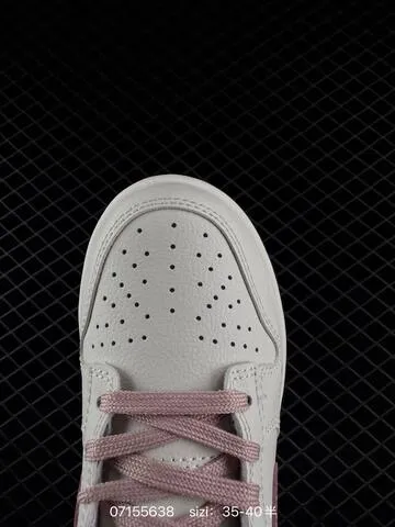 Nike Dunk Low White Light Pink EU 35-40 Skate - Unisex BS-70238