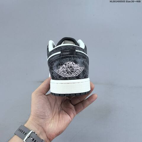 Jordan Air Jordan 1 Low SE Iced Carmine Black White EU 36-46 Lifestyle - Unisex (BS-66035)