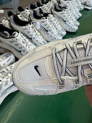 Nike P-6000 White Cream Black EU 41 Running - Men's (BS-86966)