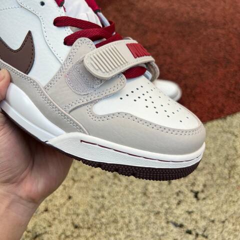 Jordan Air Jordan Legacy 312 Low IQ9783 121 White Beige Red Brown EU 41 Sneaker - Men s BS-87352