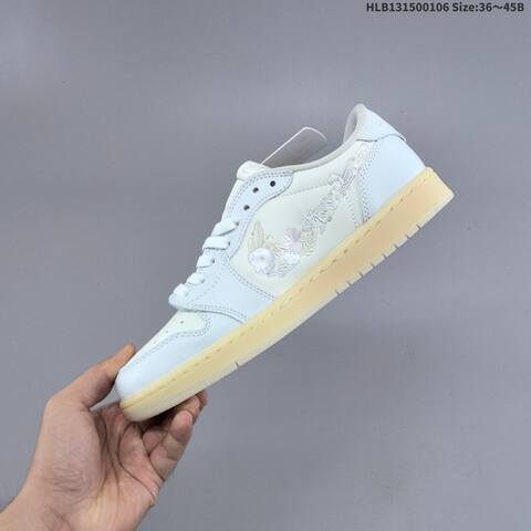 Jordan Air Jordan 1 Low OG White Cream EU 36-45 Basketball - Unisex (BS-67073)
