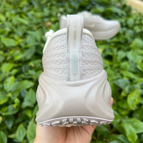 Nike Vomero Plus HV8150-001 Light Bone Phantom-Lt Iron Ore EU 40 Running - Men's (BS-87061)