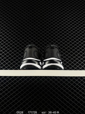 Nike ComfiRide Black White EU 36-45 Running - Unisex (BS-71159)