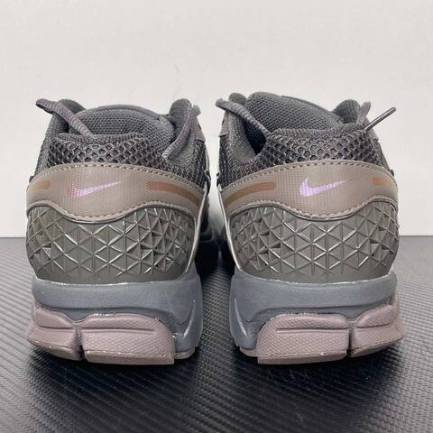 Nike Zoom Vomero 5 Gray Taupe Black With Iridescent Accents Running (BS-86999)