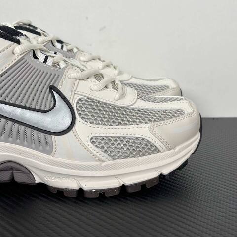 Nike Zoom Vomero 5 FJ2028-001 White Silver Grey Black Running (BS-86993)