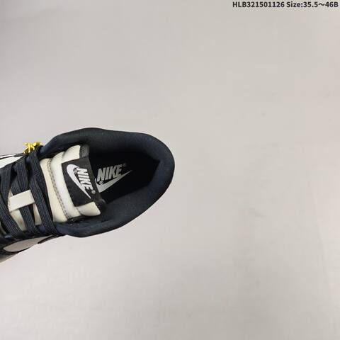 Nike Dunk Low Black White Sail EU 35 5-46 Skate Shoe - Unisex BS-63037