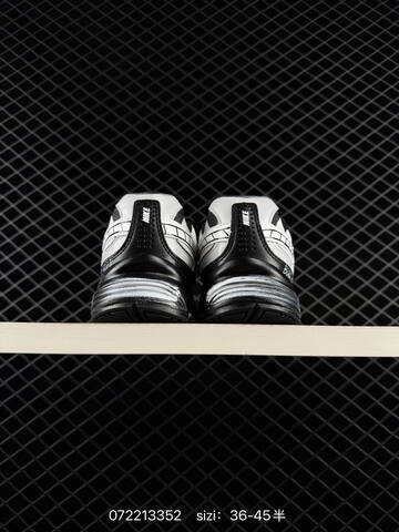 Nike Initiator White Black Silver EU 36-45 Running - Unisex (BS-70126)