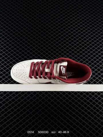 NIKE DUNK SB LOW Lifestyle (BS-71460)