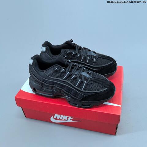 Nike Air Max 95 Black Green Red White EU 40-46 Running Shoe - Men s BS-61328