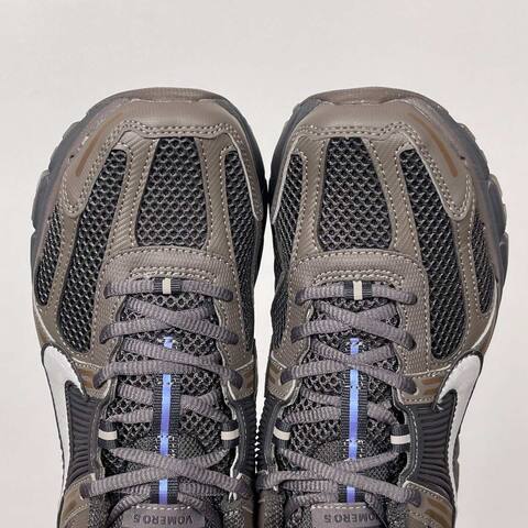 Nike Zoom Vomero 5 Gray Taupe Black With Iridescent Accents Running (BS-86999)