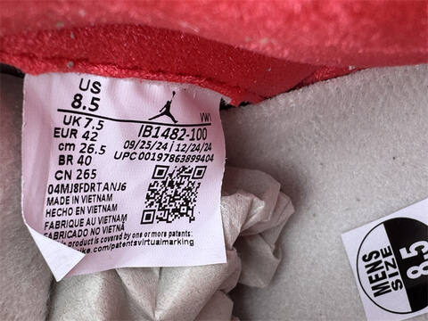 Jordan Air Jordan 3 Retro OG SP IB1482 100 White Black Sport Royal Red US 8 5 UK 7 5 EUR 42 26 5cm Basketball Shoe - Men s BS-87342