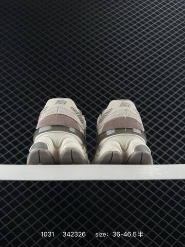 New Balance 9060 Light Grey Brown Beige Off White EU 36-46 5 Sneaker - Unisex (BS-82647)