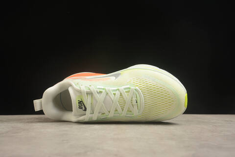 Nike Vomero 18 HM6803 300 Green Orange EU 42 Running Shoe - Men's (BS-59445)