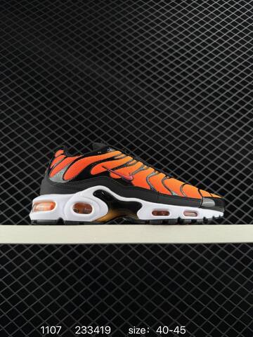 Nike Air Max Plus Black Red Silver EU 36-45 Running - Unisex (BS-74323)