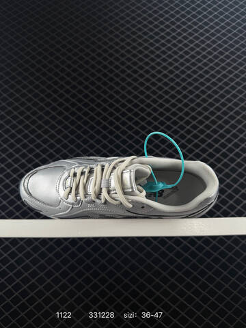 New Balance 204 Silver Off White Black EU 36-47 Sneaker - Unisex (BS-82564)