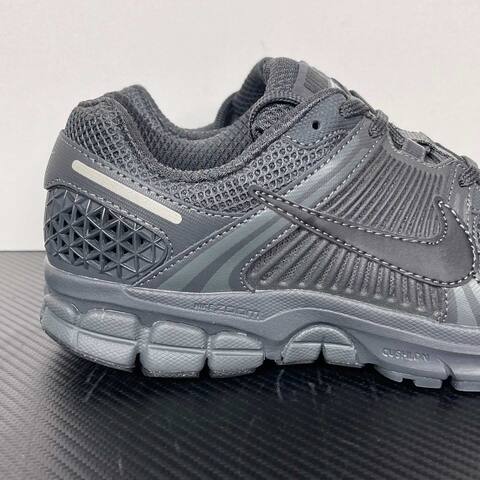 Nike Zoom Vomero 5 Dark Gray Charcoal Running (BS-86983)