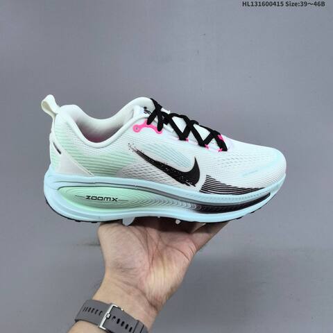 Nike Vomero 18 Multicolor EU 39-46 Running Shoe - Unisex BS-60726