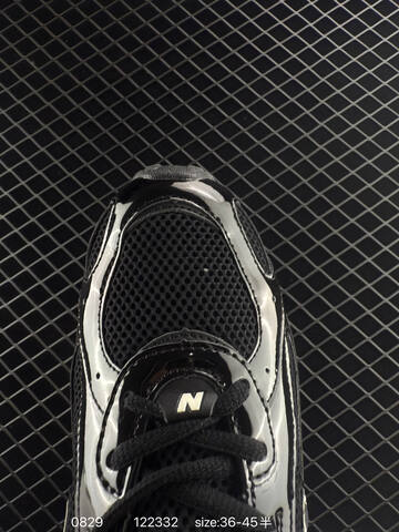 New Balance 204 black beige EU 36-45 sneaker