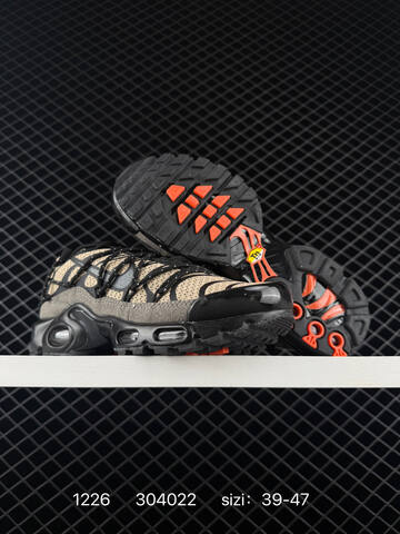 Nike Air Max Plus Black White Grey With Blue Accents EU 36-47 Lifestyle - Unisex (BS-73482)