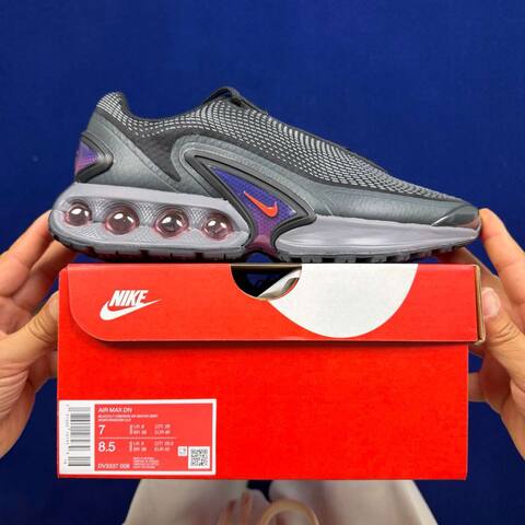 Nike Air Max DN Black Anthracite Smoke Grey With Purple Accents EU 40 Running - Men's (BS-86956)