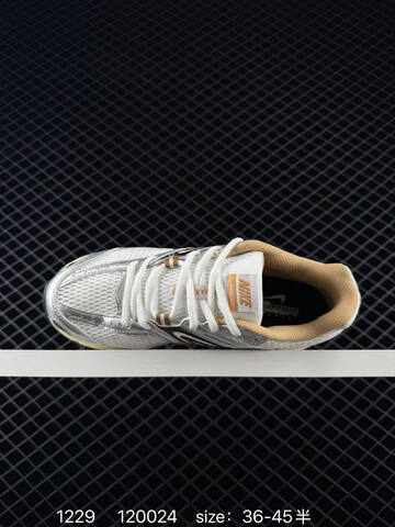 Nike Air Max Moto 2K White Silver Black Gold EU 36-45 Running - Unisex (BS-73409)