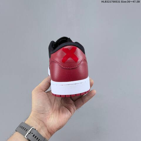 Nike Air Jordan 1 Retro Low OG Black Red White EU 36 47 5 Casual - Unisex (BS-65831)