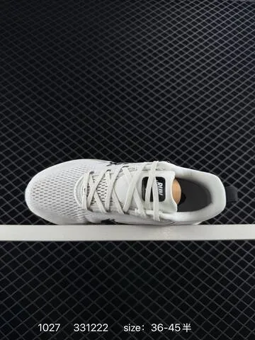 Nike Vomero 18 White Black EU 36-45 5 Running - Unisex BS-74527
