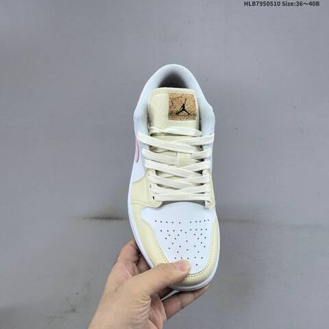 Jordan Air Jordan 1 Low IB8861-151 White Cream Light Pink Gum EU 36-40 Casual - Unisex (BS-66001)