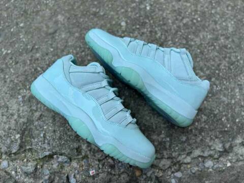 Jordan Air Jordan 11 Low Igloo IW1882-300 Light Mint White Basketball Shoe (BS-87318)